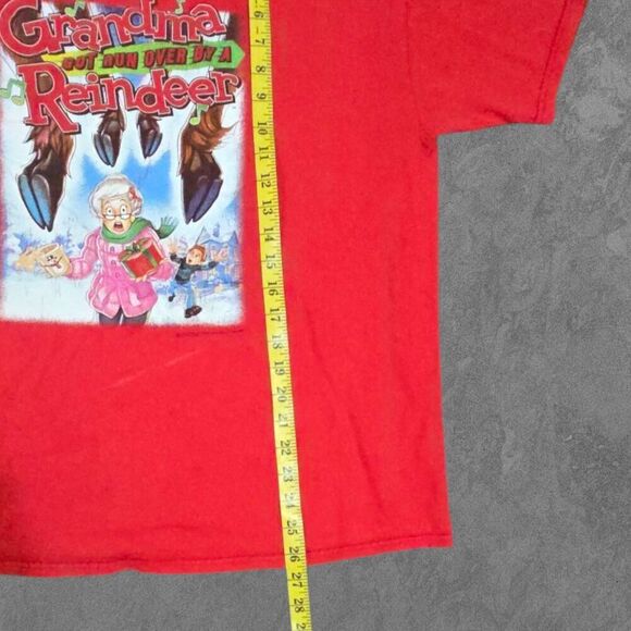Vintage  Y2K Grandma Got Run Over By A Reindeer Movie Promo Shirt XL - Picture 4 of 4